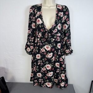 American Eagle Outfitters 3/4 Sleeve Floral Dress Size‎ Small